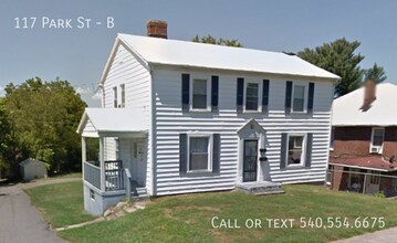Building Photo - 117 Park St