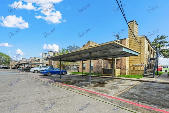 Building Photo - 6184 Vega Dr