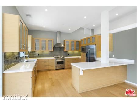 Foto del edificio - 3669 Berry Dr