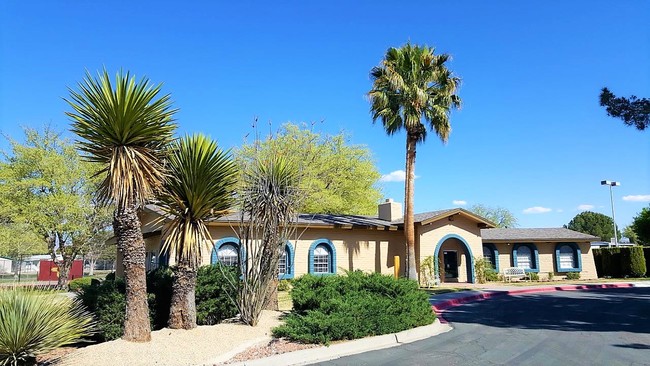 Desert Gardens Apartments - Las Cruces, NM | Apartments.com