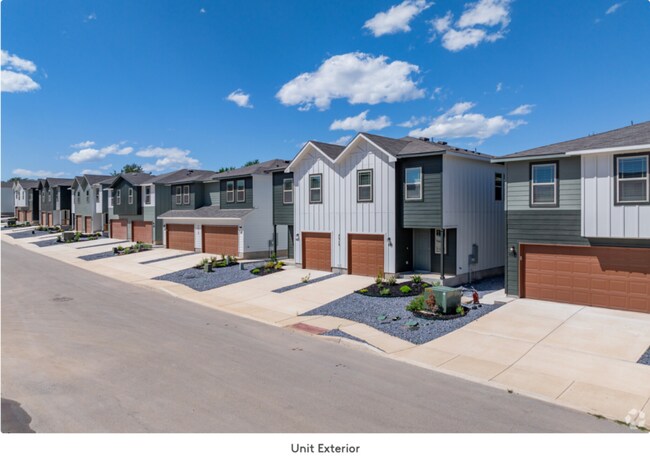 Foto del edificio - 7615 Casina Run