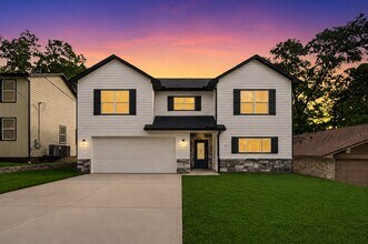 Building Photo - 117 Sun City Ln