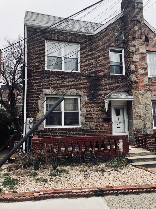 3 bedroom in Queens NY 11375 House for Rent in Queens, NY