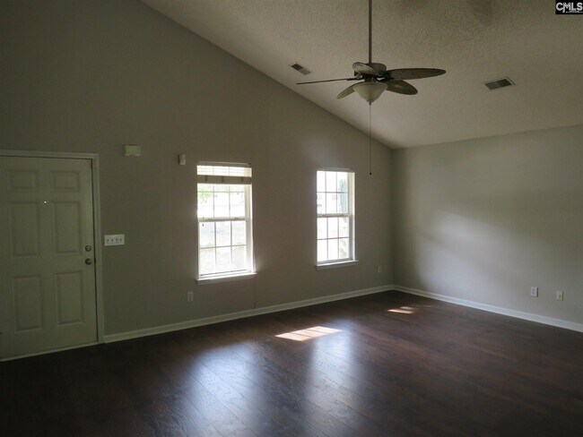 Building Photo - 253 Star Hill Ln