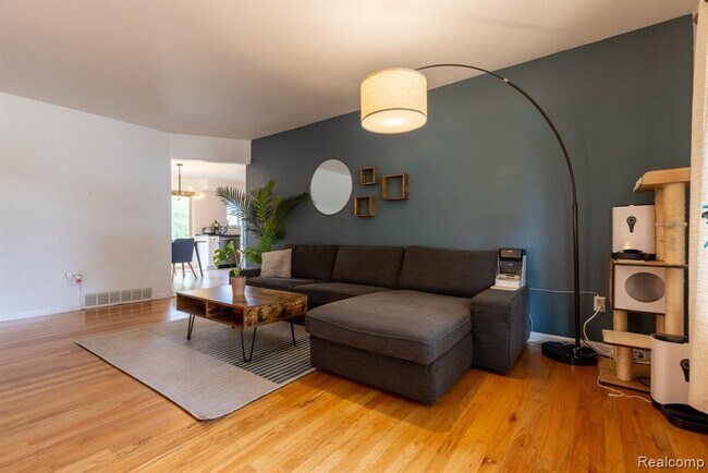 Foto del edificio - 2857 Sherbourne Dr