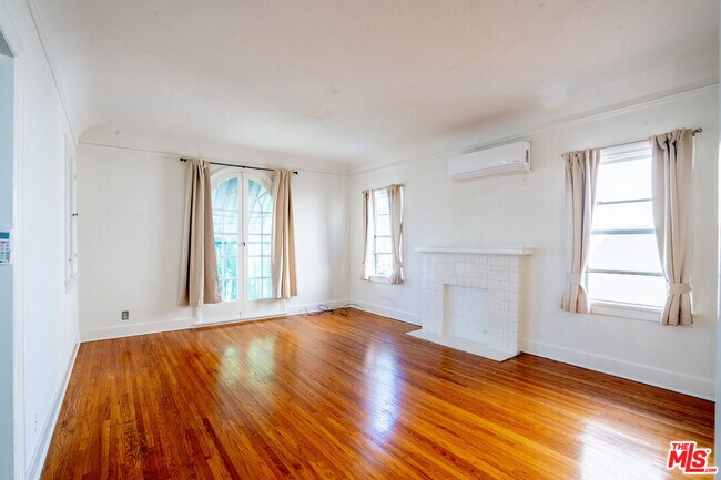 Foto del edificio - 162 S Berendo St