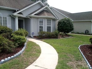 Building Photo - 1618 Montclair Dr