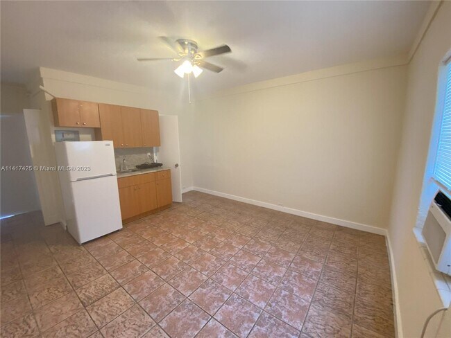 Foto del edificio - 8411 Biscayne Blvd