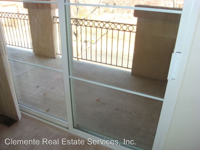 Foto del edificio - 1673 Courtyard Hts