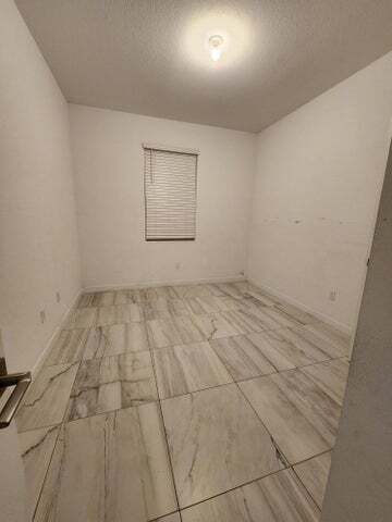 Foto del edificio - 8626 Via Mar Rosso
