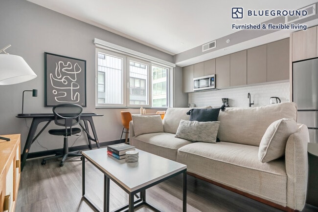 Building Photo - 1313 L St NW