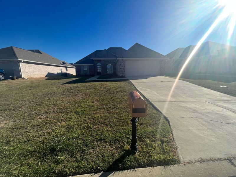Primary Photo - 1514 Arcadia Ln