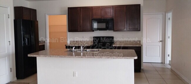 Building Photo - 10532 Whispering Hammock Dr