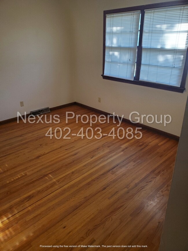 Building Photo - 7434 Pasadena Cir