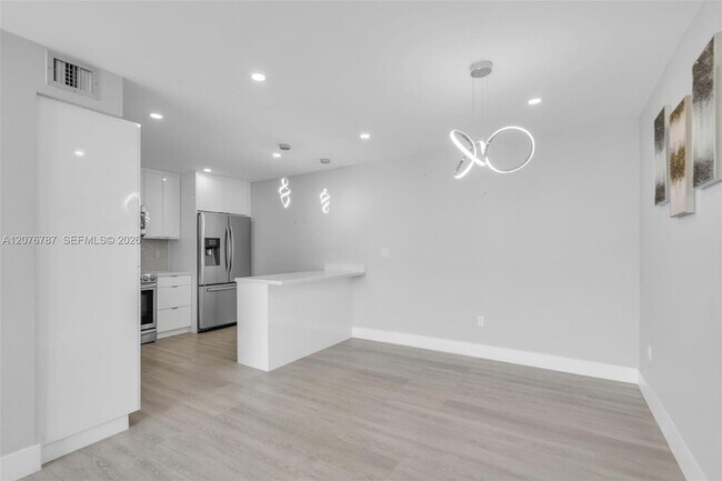 Foto del edificio - 11755 SW 18th St