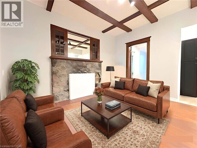 Photo du bâtiment - 24 Burris St