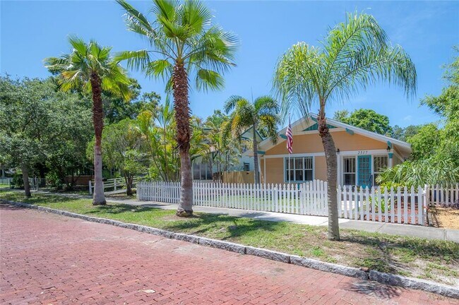 Foto del edificio - 2517 Oakdale St S