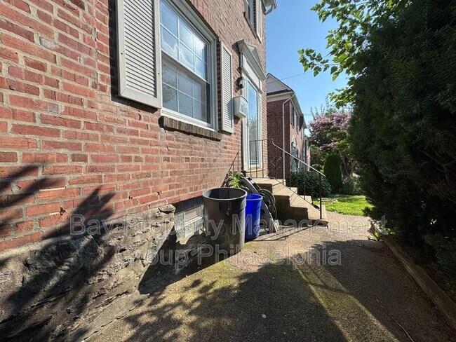 Foto del edificio - 3840 Marshall Rd