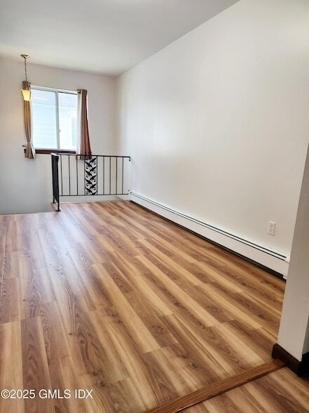 Building Photo - 32 Orchard Pl