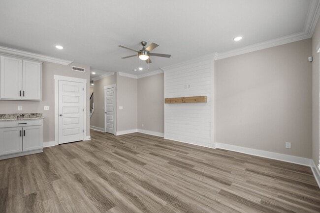 Foto del edificio - Sango Drive 3 Bedroom Condo For Rent!