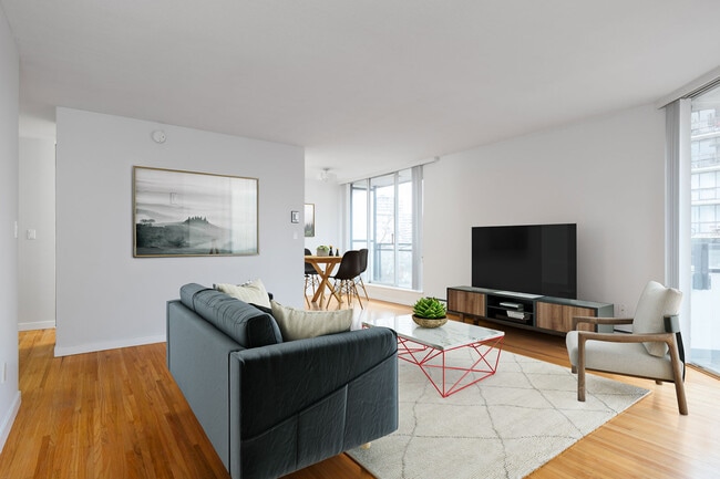 Building Photo - Emerald Terrace