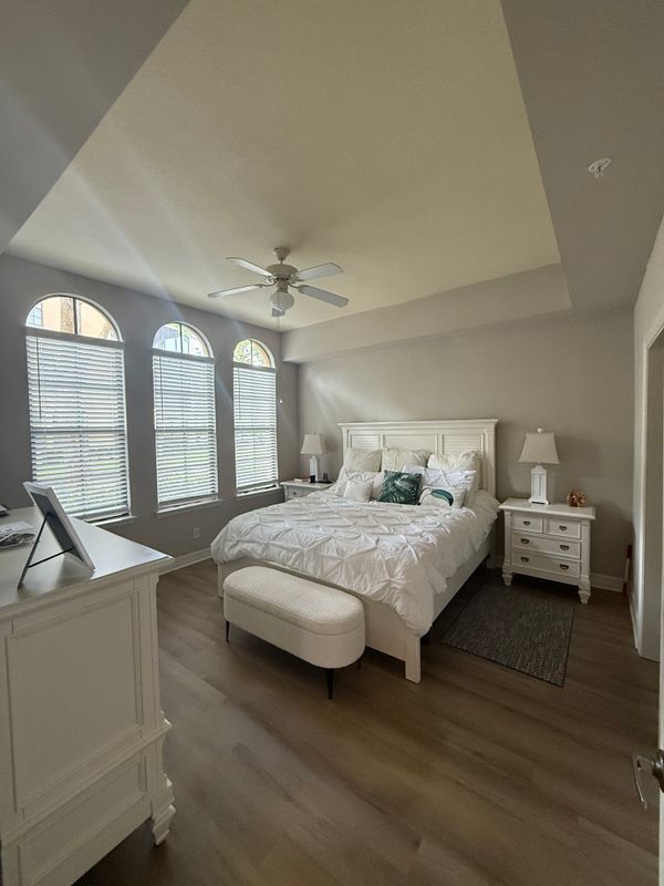 Foto del edificio - 515 Mirasol Cir