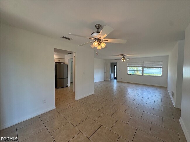 Building Photo - 311 SW 48th Terrace