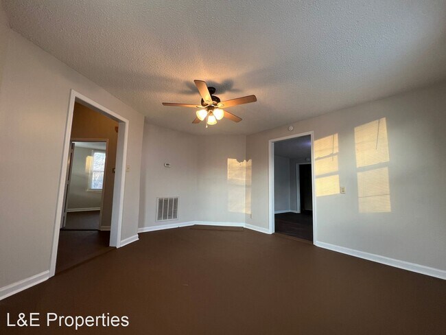 Foto del edificio - 2 br, 1 bath House - 102 Summit Street