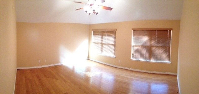 Building Photo - 65 Golden Poppy Loop