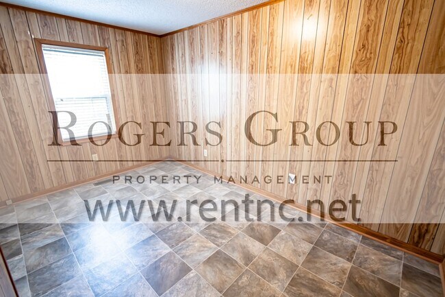 Foto del edificio - 202 Mill Creek Rd