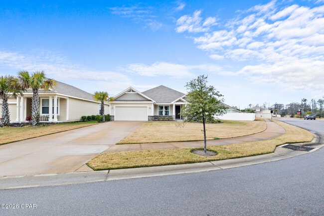 Building Photo - 455 Foxtail Wy