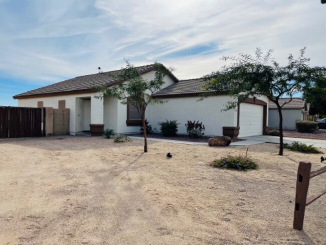 Foto del edificio - 12445 N 127th Dr