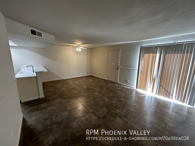 Foto del edificio - Charming Phoenix 2 Bed / 2 Bath Condo with...