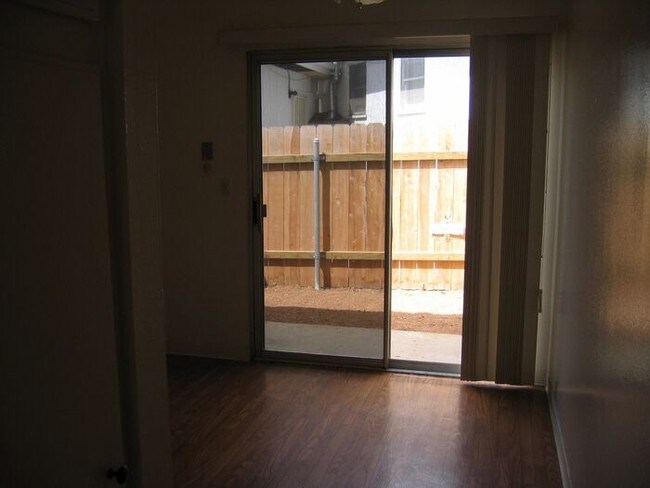 Foto del edificio - Charming 2 bedroom house