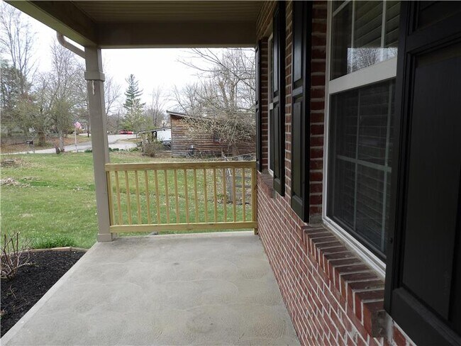 Foto del edificio - 3042 Gallatin St