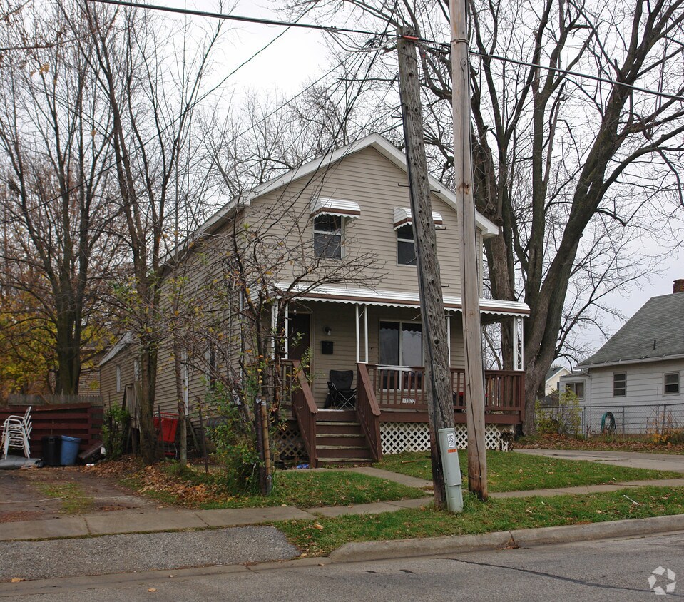 Building Photo - 11832 Union St