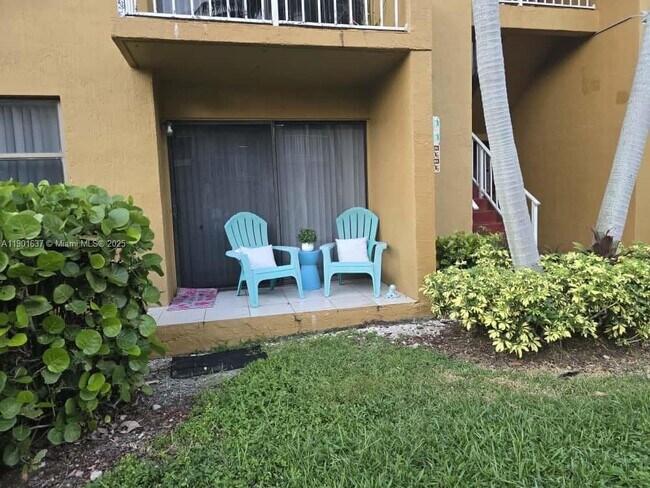 Foto del edificio - 15620 SW 80th St