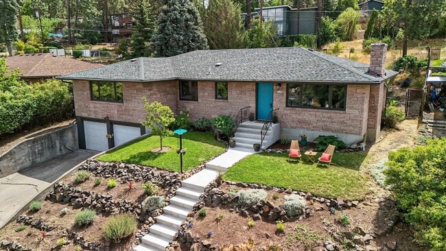 Building Photo - 3628 E 16th Ave