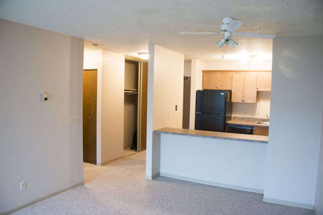 Photo du bâtiment - 0 Bed 0 Bath Unit in Calgary, AB