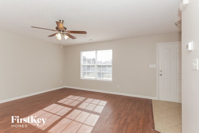 Foto del edificio - 4630 Irwin Wood Ln