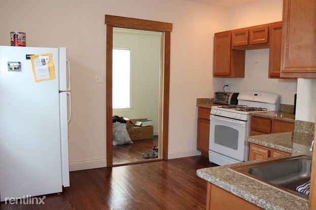 Foto del edificio - 5829 W Peterson Ave