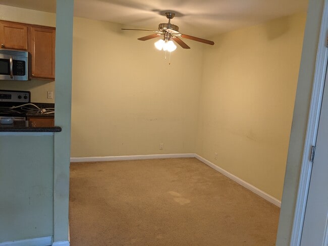Dining Nook - 3242 Red Cedar Ter