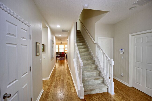 Foto del edificio - 7973 Pleasant Pine Cir