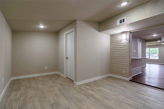 Foto del edificio - 12046 Beechnut St