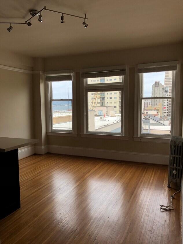 1000 Powell St Unit 27, San Francisco, CA 94108 Apartments in San