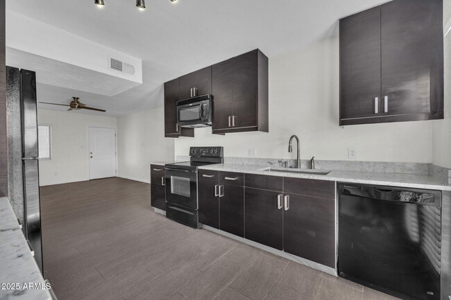 Building Photo - 3034 N 35th St