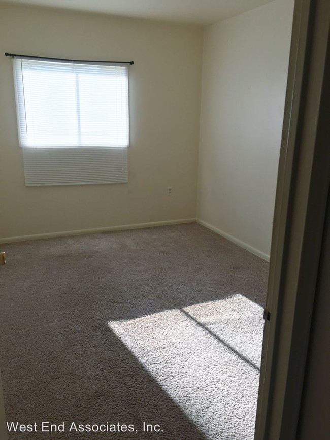 Foto del edificio - 2116 E Cedar St