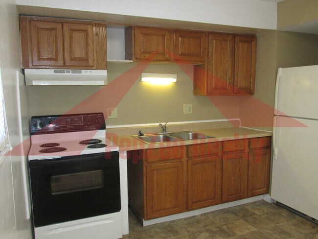 Kitchen - 2713 Tangy Ct