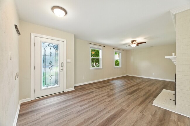 Building Photo - 3800 Liberty Ridge Rd