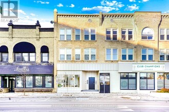 Building Photo - 537 Talbot St